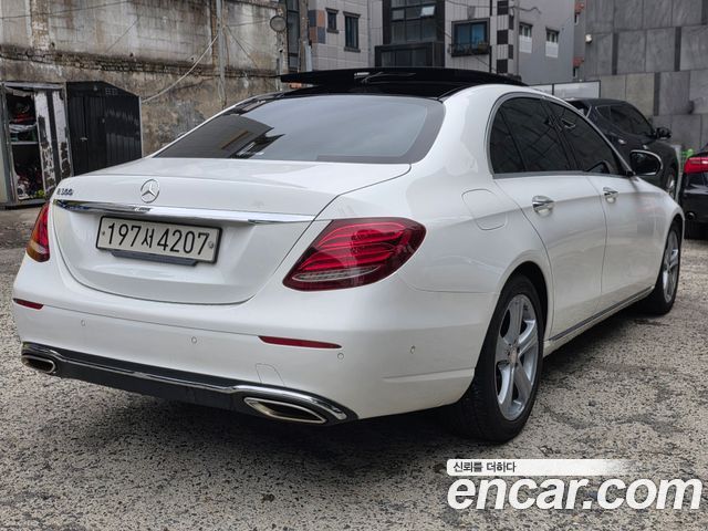 Mercedes-Benz E-Class (W213) E300 Avantgarde 2017 — фото 2