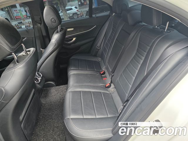 Mercedes-Benz E-Class (W213) E300 Avantgarde 2017 — фото 13