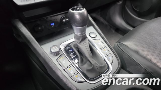 Hyundai Kona Gasoline 1.6 Turbo 2WD Smart 2023 — фото 9