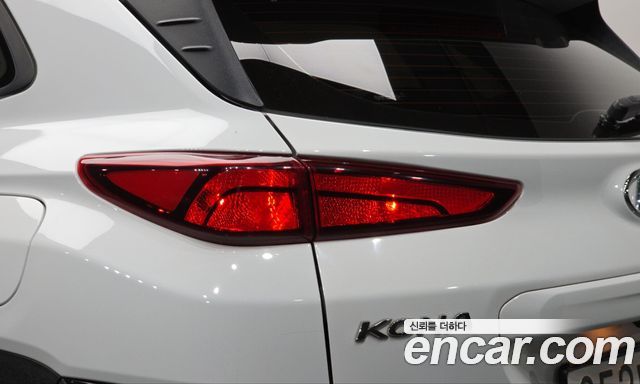 Hyundai Kona Gasoline 1.6 Turbo 2WD Smart 2023 — фото 23