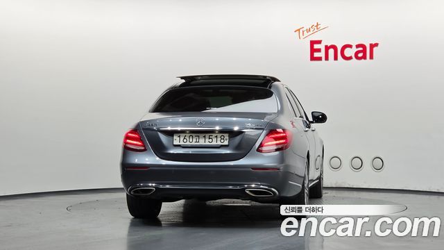 Mercedes-Benz E-Class (W213) E450 4MATIC Exclusive 2020 — фото 4