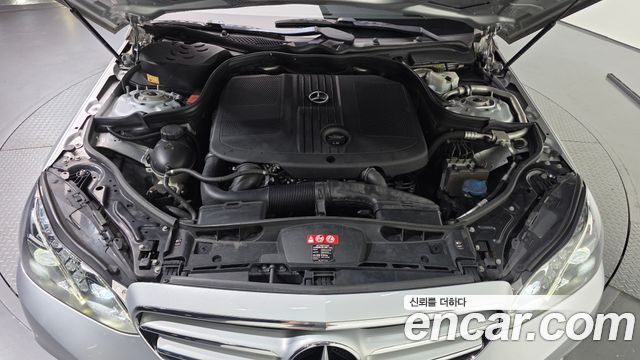 Mercedes-Benz E-Class (W212) E250 BlueTec 4MATIC AV 2015 — фото 6