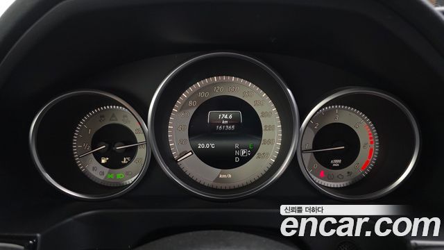 Mercedes-Benz E-Class (W212) E250 BlueTec 4MATIC AV 2015 — фото 8