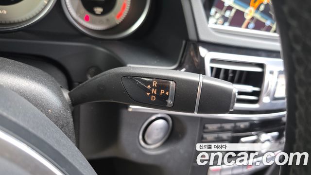 Mercedes-Benz E-Class (W212) E250 BlueTec 4MATIC AV 2015 — фото 9