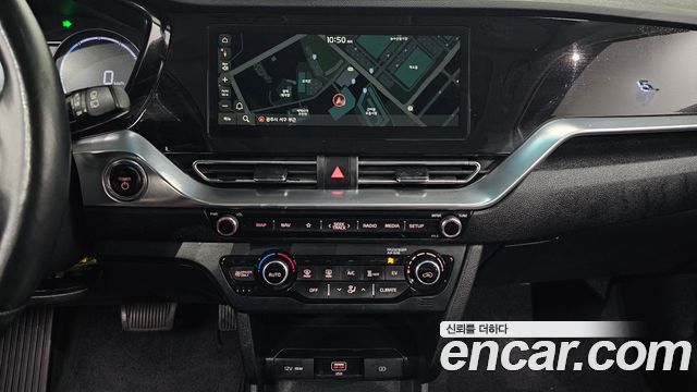 Kia Niro EV Prestige 2022 — фото 13