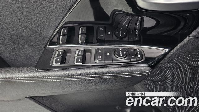 Kia Niro EV Prestige 2022 — фото 17