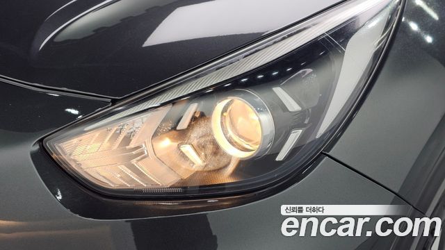 Kia Niro EV Prestige 2022 — фото 22