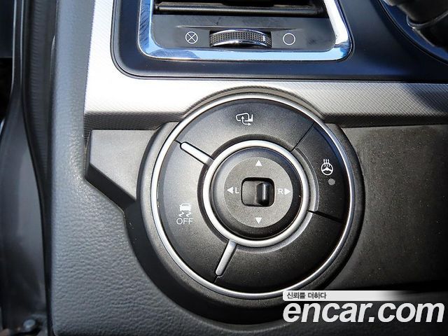 KG Mobility (SsangYong) Korando Sport 2.2 CX5 2WD PASSION 2017 — фото 16