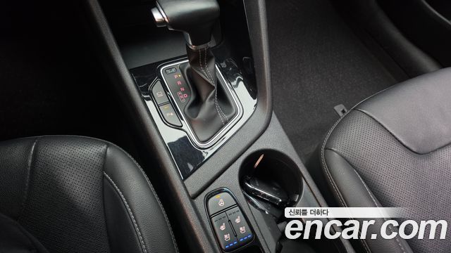 Kia Niro 1.6 HEV Noblesse 2022 — фото 9