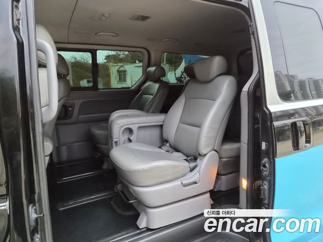 Hyundai Grand Starex 12-Seater Wagon CVX Deluxe 2012 — фото 17
