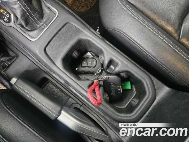 Jeep Wrangler (JL) 2.0 Overland 4Door 2021 — фото 15