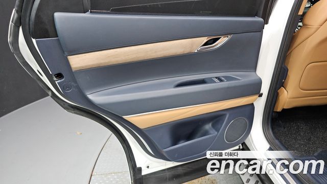 Genesis GV80 2.5T Gasoline AWD 2022 — фото 25