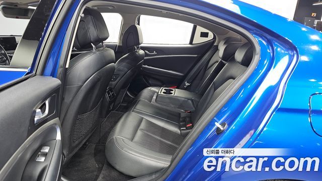 Genesis G70 Gasoline 2.0T 4WD 2023 — фото 11