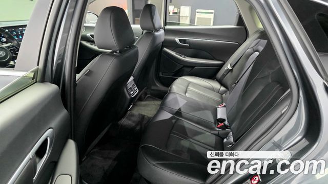 Hyundai Sonata (DN8) 2.0 Premium 2021 — фото 12