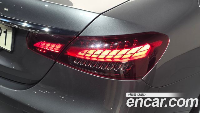 Mercedes-Benz E-Class (W213) E250 Exclusive 2022 — фото 23