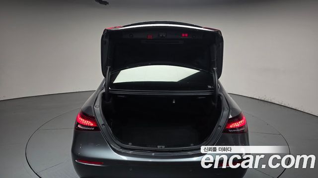 Mercedes-Benz E-Class (W213) E250 Exclusive 2022 — фото 37