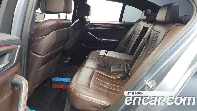 BMW 5 Series (G30) 520d M Sport Package Plus 2017 — фото 11