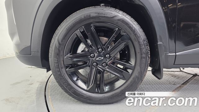 Chevrolet Trax Crossover 1.2 ACTIV Plus 2024 — фото 5