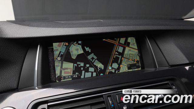 BMW 5 Series (F10) 520d 2015 — фото 15