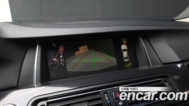 BMW 5 Series (F10) 520d 2015 — фото 16