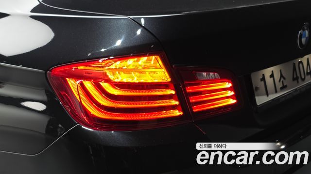 BMW 5 Series (F10) 520d 2015 — фото 23