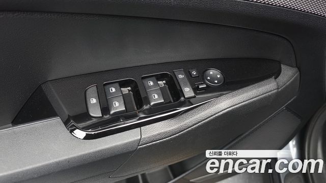 Kia Sportage (V) Gasoline 1.6 Turbo 2WD Trendy 2022 — фото 30