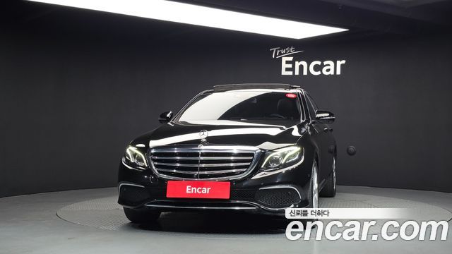 Mercedes-Benz E-Class (W213) E300 4MATIC Exclusive 2019 — фото 3
