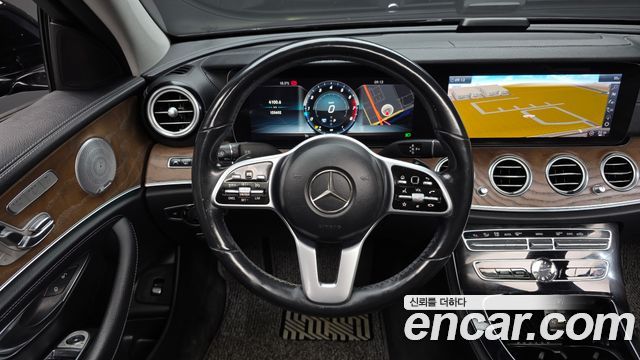Mercedes-Benz E-Class (W213) E300 4MATIC Exclusive 2019 — фото 13