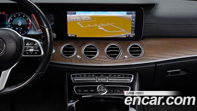 Mercedes-Benz E-Class (W213) E300 4MATIC Exclusive 2019 — фото 14