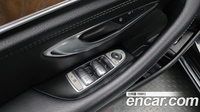 Mercedes-Benz E-Class (W213) E300 4MATIC Exclusive 2019 — фото 35