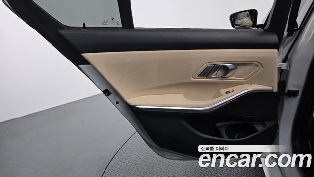BMW 3 Series (G20) 320e M Sports 2022 — фото 31