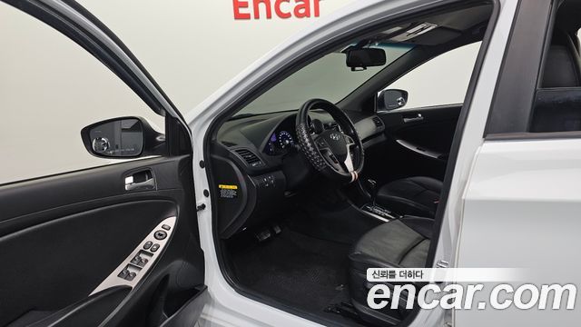 Hyundai Accent (New) Diesel WIT 1.6 VGT Modern 2017 — фото 10