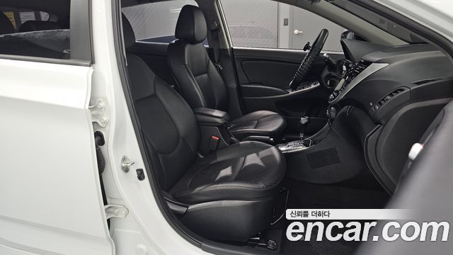 Hyundai Accent (New) Diesel WIT 1.6 VGT Modern 2017 — фото 12