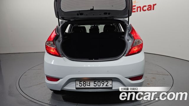 Hyundai Accent (New) Diesel WIT 1.6 VGT Modern 2017 — фото 20