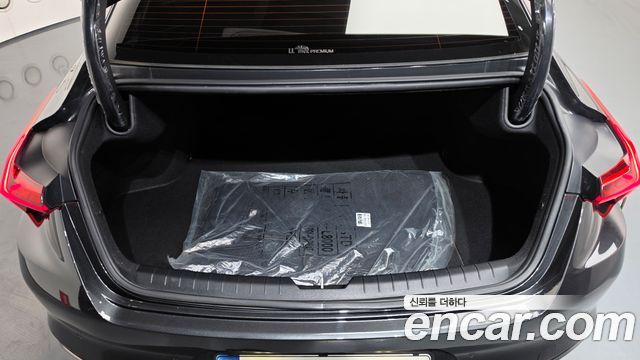 Kia K8 2.5 Gasoline 2WD Noblesse 2022 — фото 17