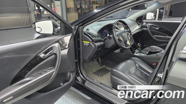 Hyundai Grandeur (HG) LPG HG300 Premium 2013 — фото 10