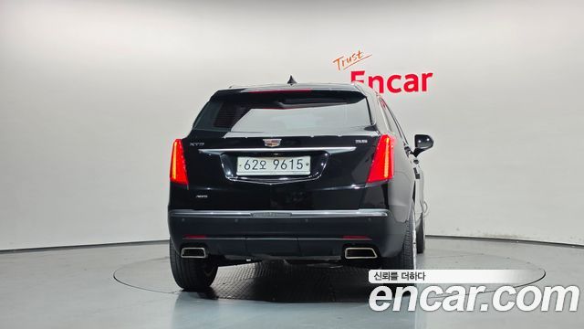 Cadillac XT5 3.6 Premium AWD 2019 — фото 4