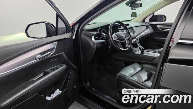 Cadillac XT5 3.6 Premium AWD 2019 — фото 10