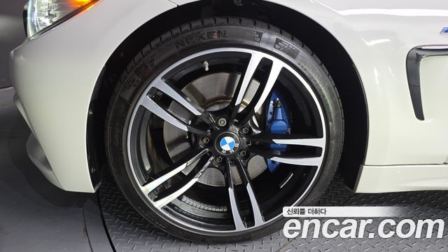BMW 4 Series (F32) 428i M Sport Convertible 2016 — фото 5