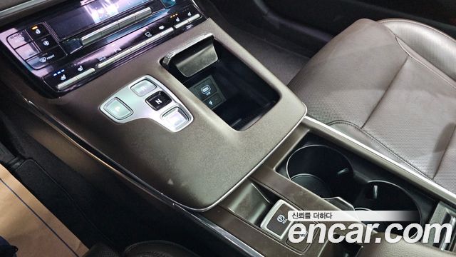 Hyundai Grandeur (IG) 3.0 LPi Rent Car Exclusive 2022 — фото 9