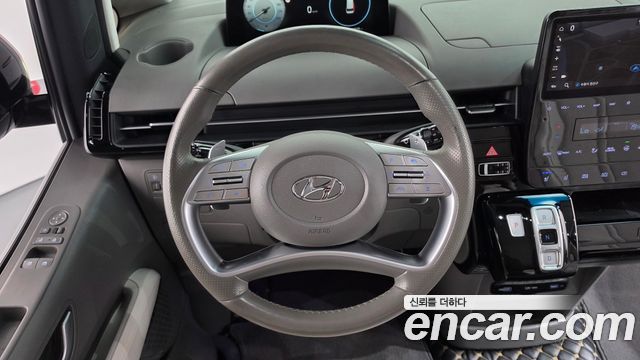 Hyundai Staria L3.5 Lounge 9-Seater Inspiration 2022 — фото 12