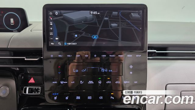 Hyundai Staria L3.5 Lounge 9-Seater Inspiration 2022 — фото 13