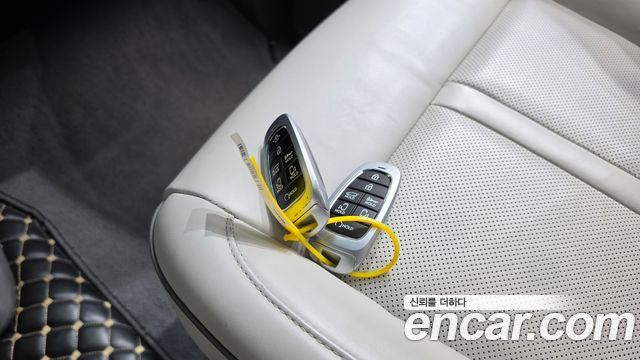 Hyundai Staria L3.5 Lounge 9-Seater Inspiration 2022 — фото 15