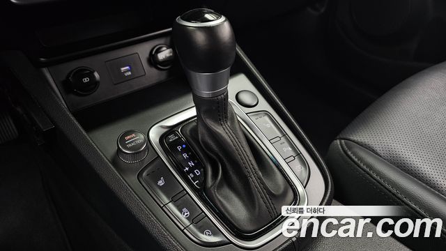 Hyundai Kona Gasoline 1.6 Turbo 2WD Smart 2021 — фото 9