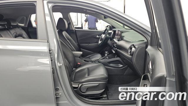 Hyundai Kona Gasoline 1.6 Turbo 2WD Smart 2021 — фото 11