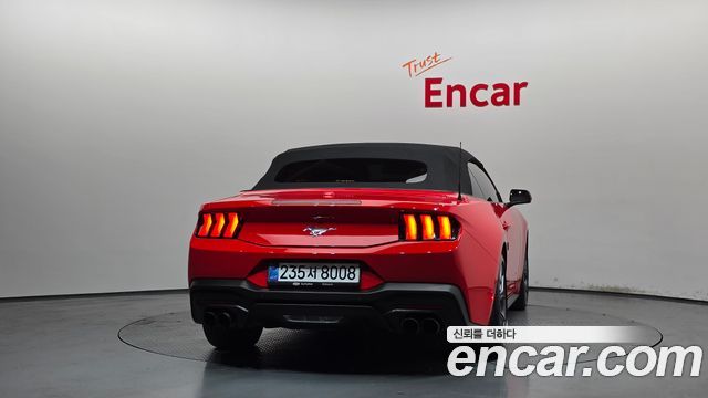 Ford Mustang (VII) 2.3 Ecoboost Premium Convertible 2024 — фото 4