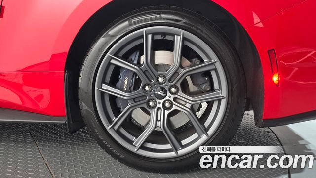 Ford Mustang (VII) 2.3 Ecoboost Premium Convertible 2024 — фото 21