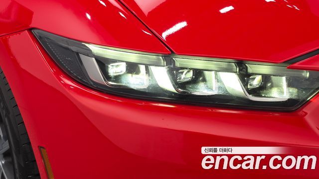 Ford Mustang (VII) 2.3 Ecoboost Premium Convertible 2024 — фото 22