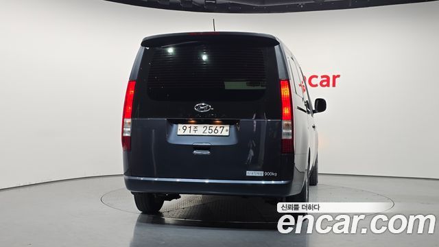 Hyundai Staria L3.5 Cargo 3-Seater Modern 2022 — фото 4