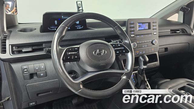 Hyundai Staria L3.5 Cargo 3-Seater Modern 2022 — фото 12